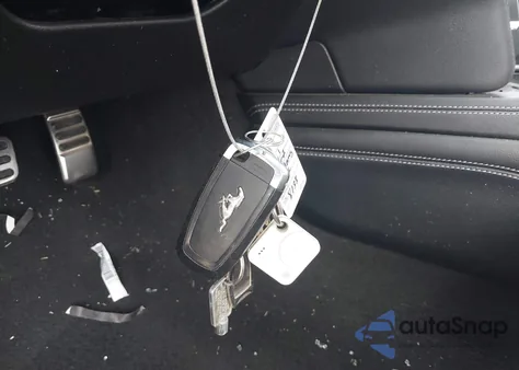 2021 Ford Mustang Gt Premium Fastback z USA, uszkodzony, nr VIN 1FA6P8CF5M5128138